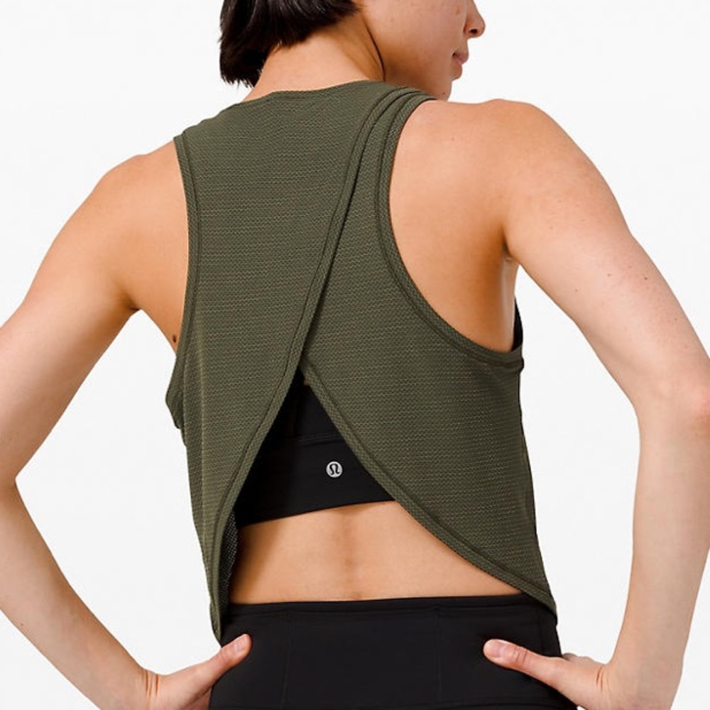 NWT Lululemon Fast as Light Mesh Cropped Top